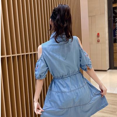 ĐẦM JEAN CỔ SƠ MI KHOÉT VAI THÊU HOA - NJ221